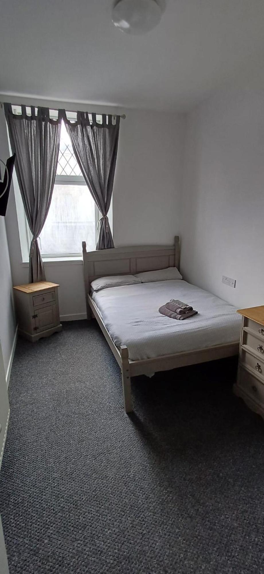The Queens Hotel Cardenden Bagian luar foto